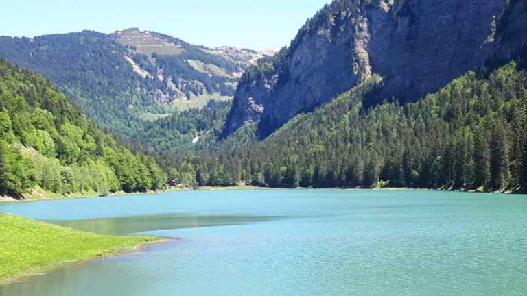 Haute-Savoie : les lacs de montagne accessibles à tous - Les sorties de